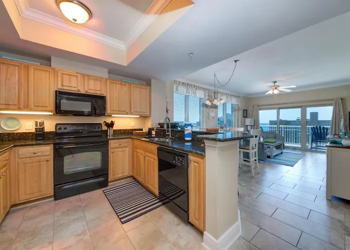 Apartment Crystal Tower Corner Unit 801 *